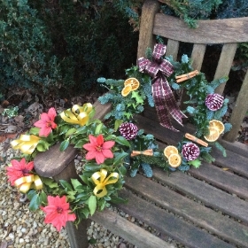 *Monday 4th December   Christmas Wreath.